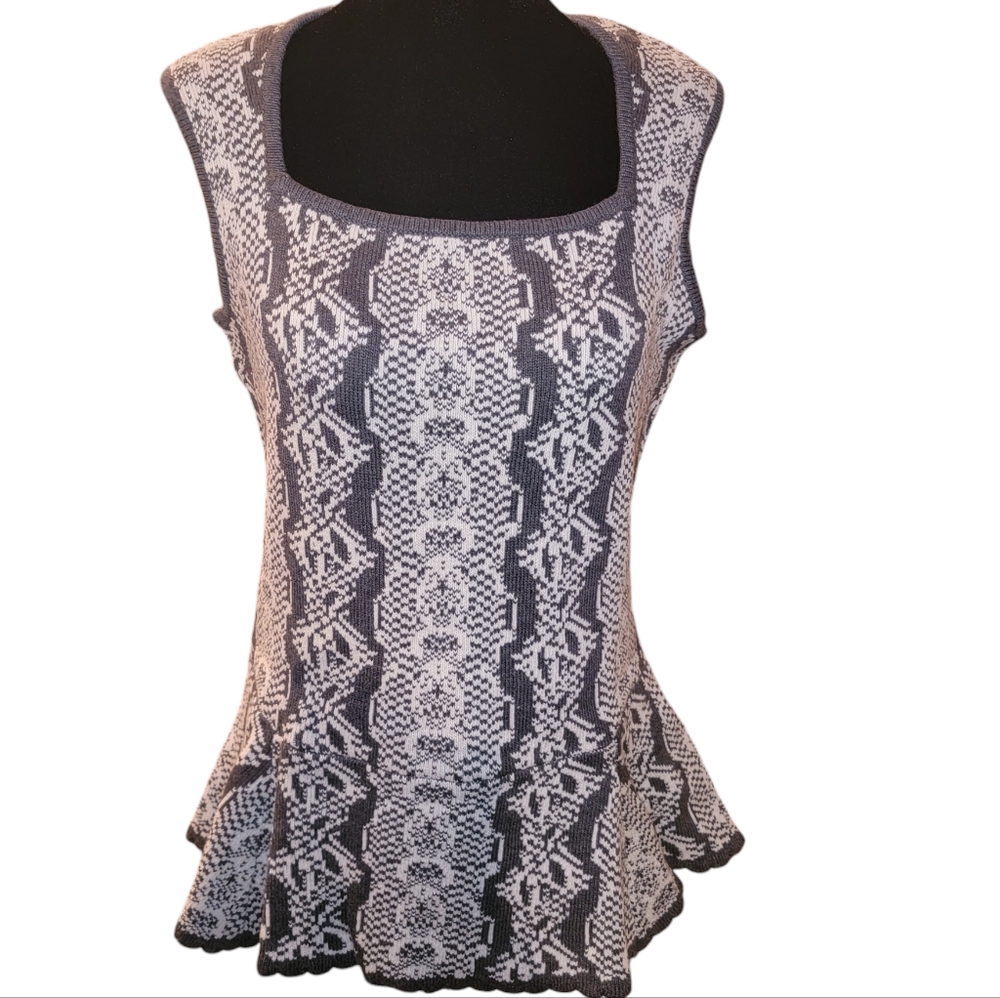 NWT Cabi Peplum Shell Knit Sweater Gray Sleeveless Pullover Size M